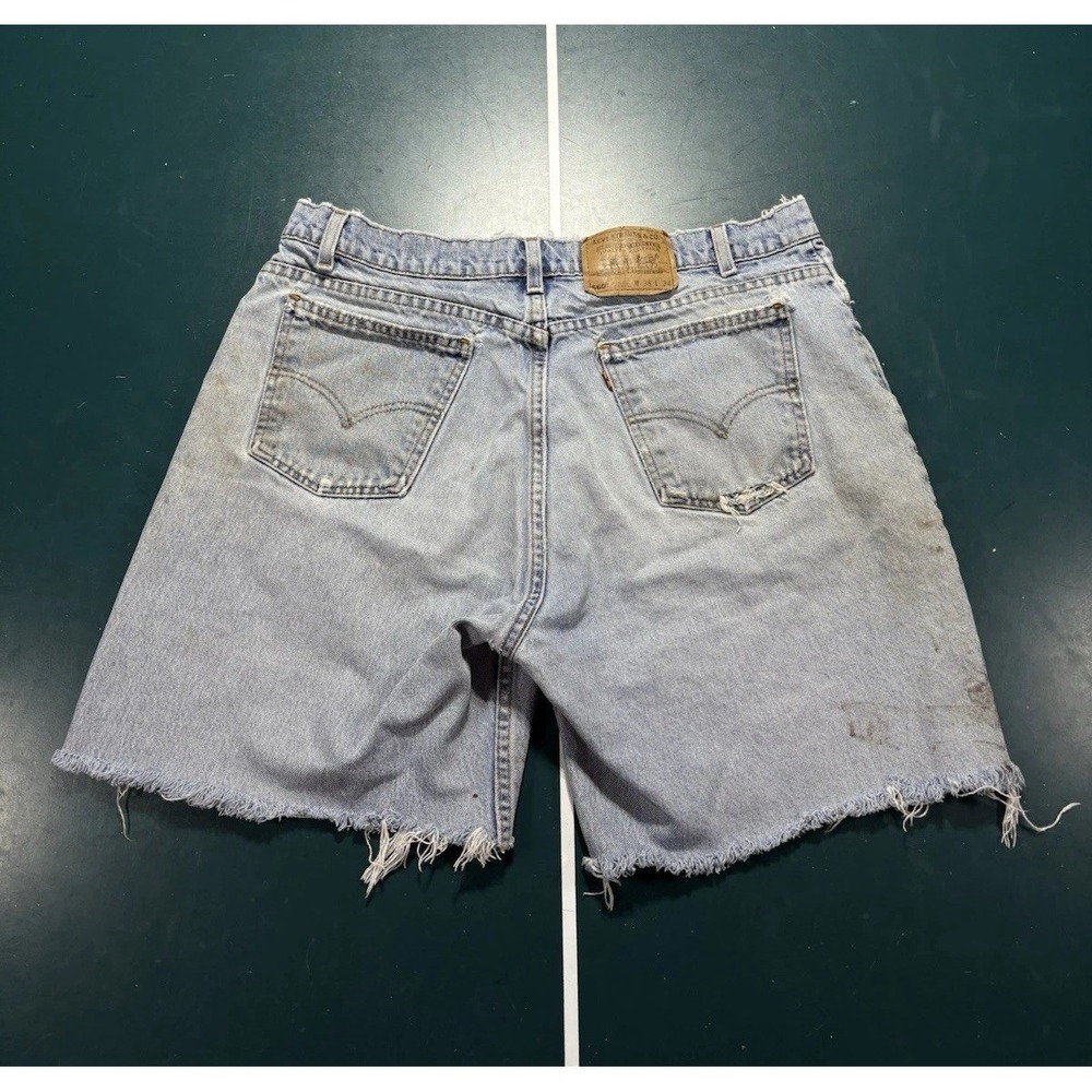 Vtg 90s Levi's 560 Orange Tab Jean Shorts Size 34 Distressed Cut Off Denim USA - Picture 2 of 16